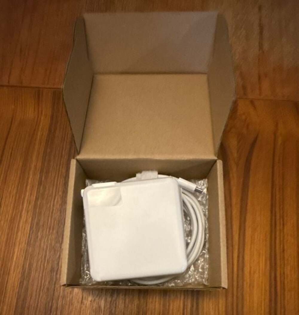 118W USB-C Power Adapter PD-118W with Cable - Brand New